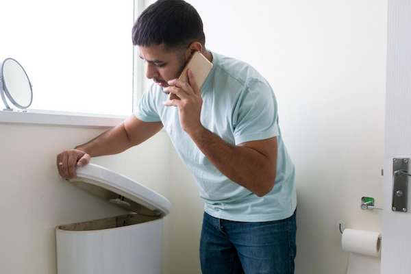 How Much Does A Plumber Charge To Replace A Toilet? - Florida Independent
